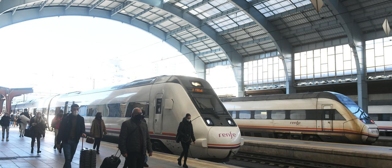 Interior de la estación de A Coruña.