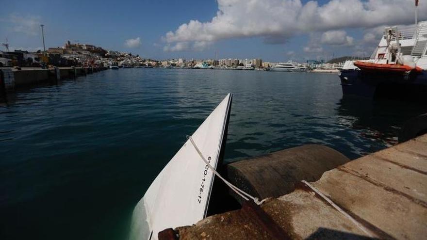 La investigación concluye que la lancha arrollada por un ferri en el puerto de Ibiza en 2021 navegaba sin luz