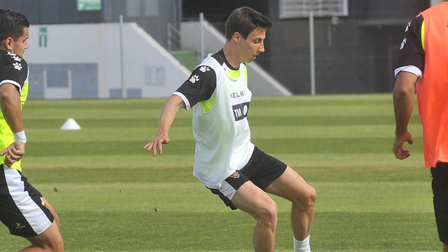 Guillermo, durante un entrenamiento, es baja para más de tres semanas