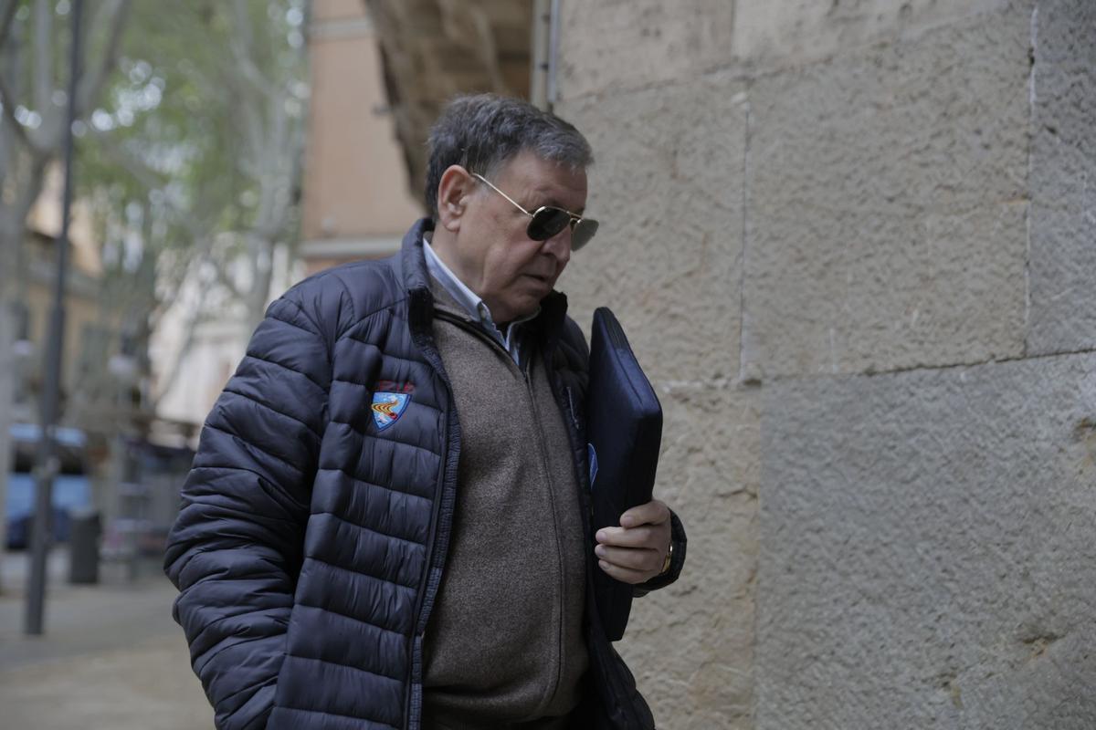 El presidente de la Federación de Patinaje de Balears, Sebastián Rico Pons, hoy en la Audiencia Provincial de Palma.