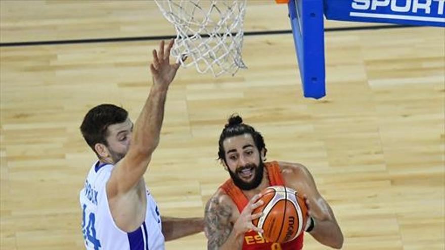 Pau Gasol y Ricky desarbolan a Chequia en ocho minutos