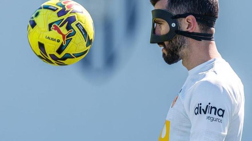 Parte médico de altas y bajas de Corberán para el Valencia-Celta