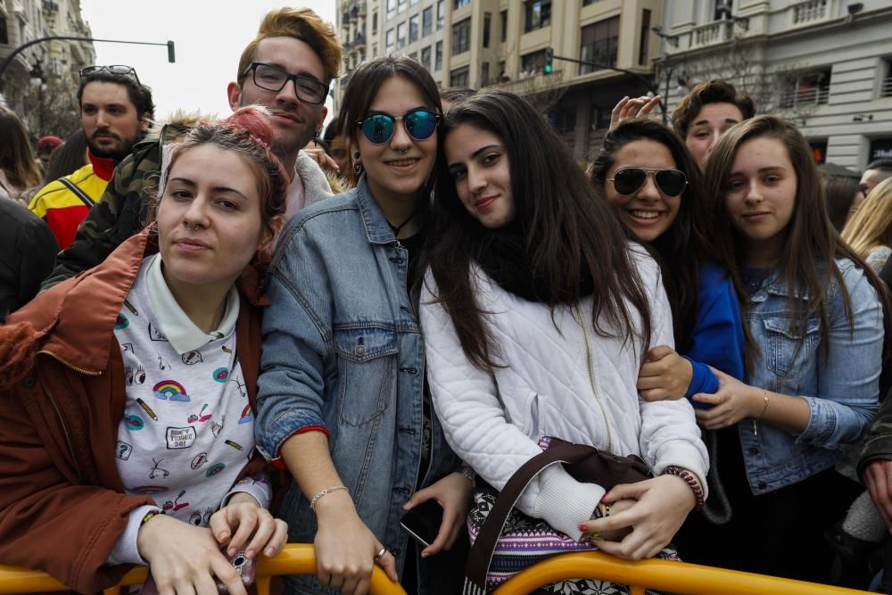 Búscate en la mascletà del 8 de marzo