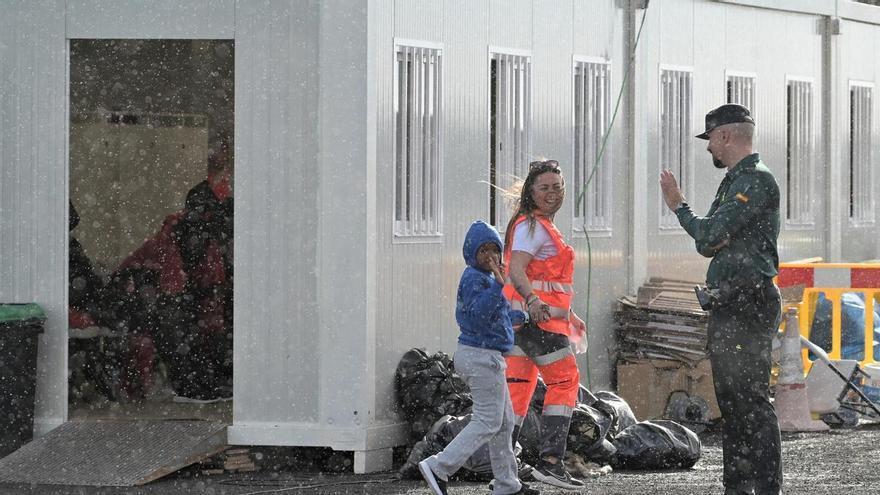 El Gobierno central ve “pronto” la solución al reparto de los menores migrantes tras el acuerdo con Junts