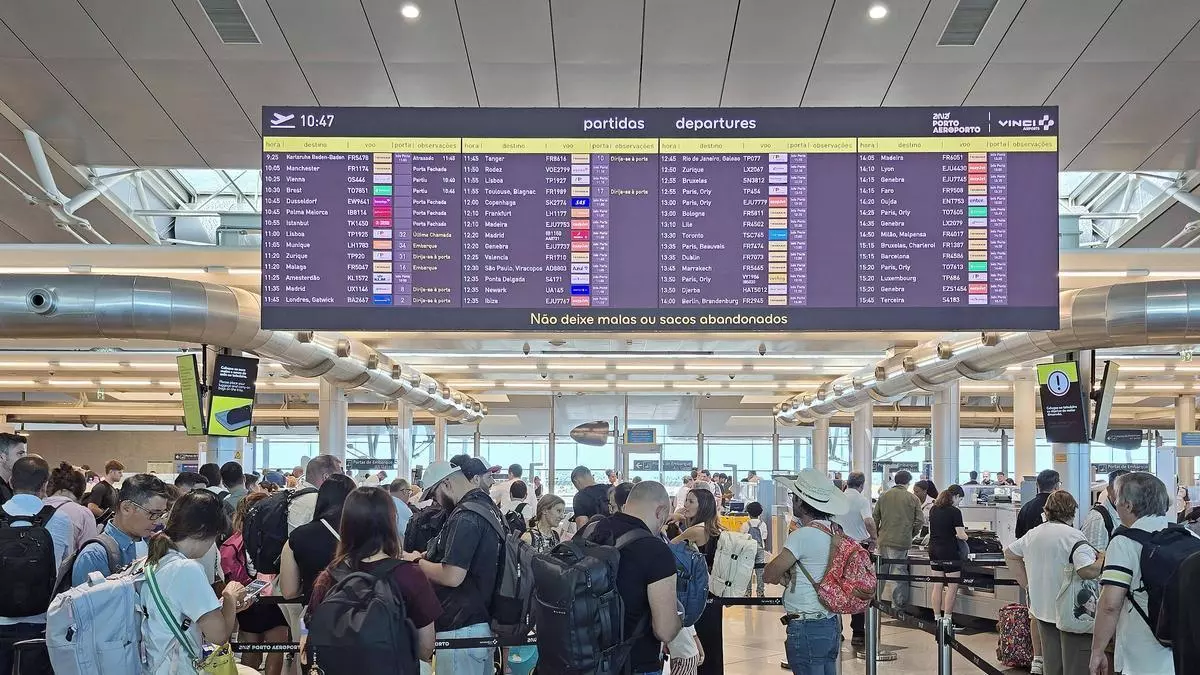 Portugal avala ampliar el aeropuerto de Oporto para superar los 20 millones de viajeros anuales