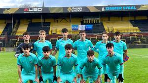 El once del Juvenil A en el campo del Amberes