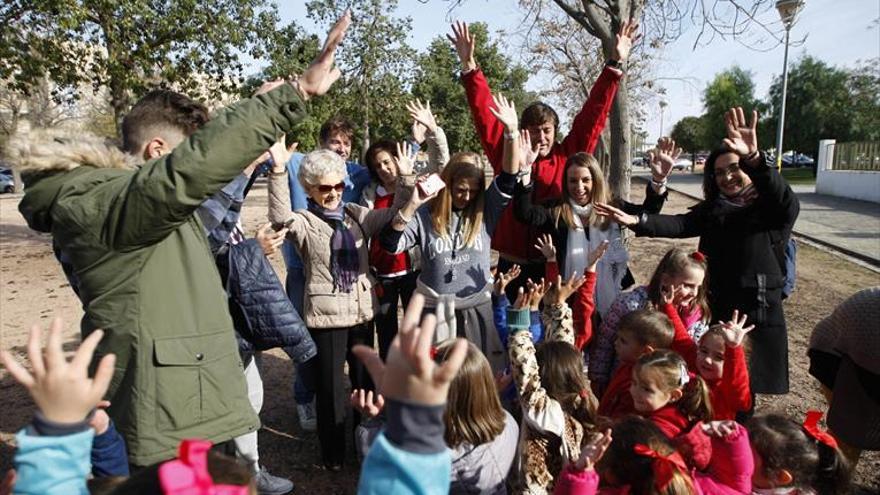 Los estudiantes devuelven a las calles los juegos de antaño