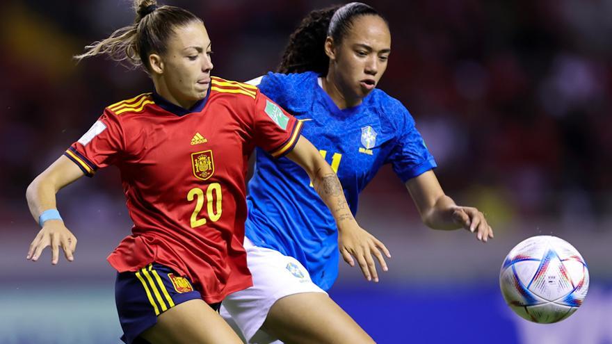 Asun Martínez, durante el partido frente a Brasil