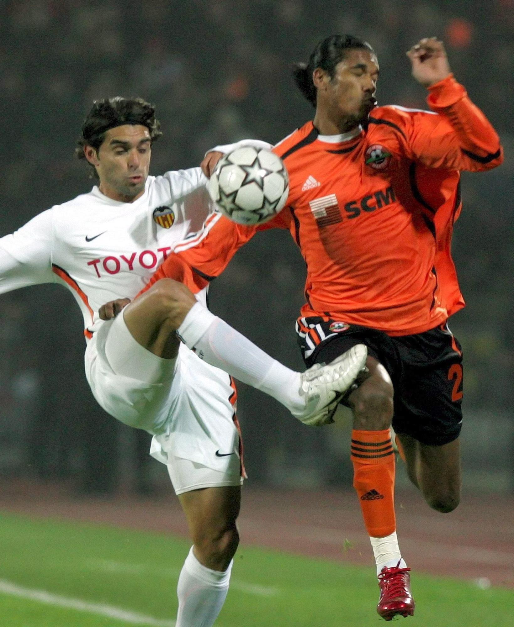 Recordamos la visita del Valencia CF a Ucrania en 2006 para jugar contra el  FC SHAKHTAR DONETSK