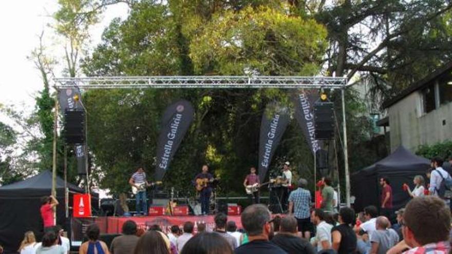 El Festival Sinsal San Simón volvió ayer a la isla.  // FDV