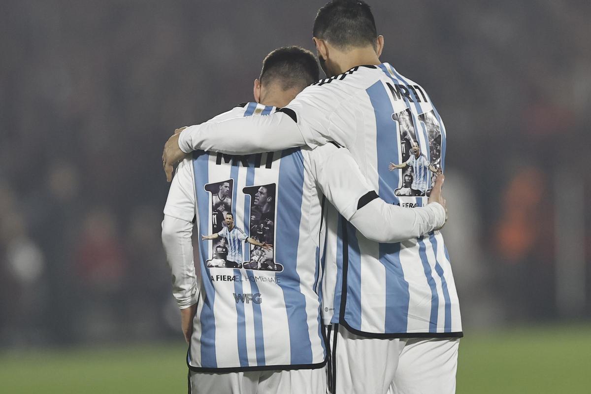 Despedida del internacional argentino Maxi Rodríguez en Rosario