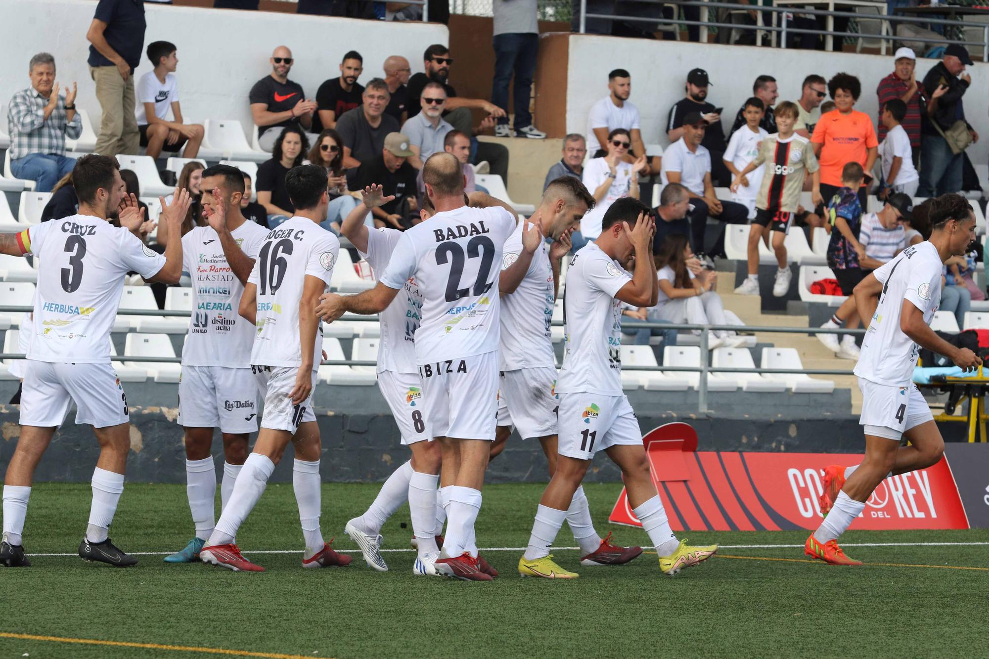 Fotos del partido de Copa del Rey Peña Deportiva - Málaga CF