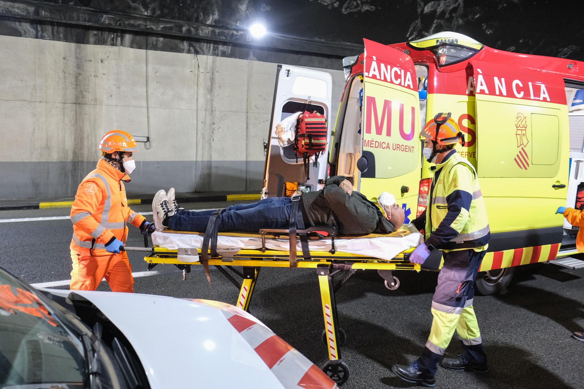 Accidente con incendio y dos heridos graves en el túnel de Villena: así ha sido el simulacro en la autovía A-31