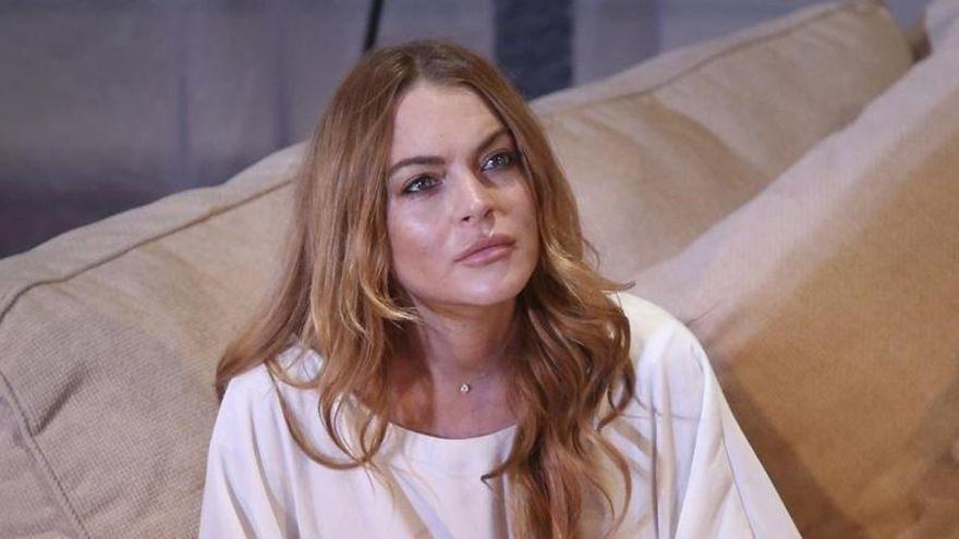 Lindsay Lohan casi pierde el dedo