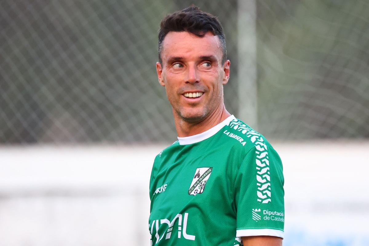 Galería | Así ha sido el espectacular regreso de Roberto Bautista al fútbol