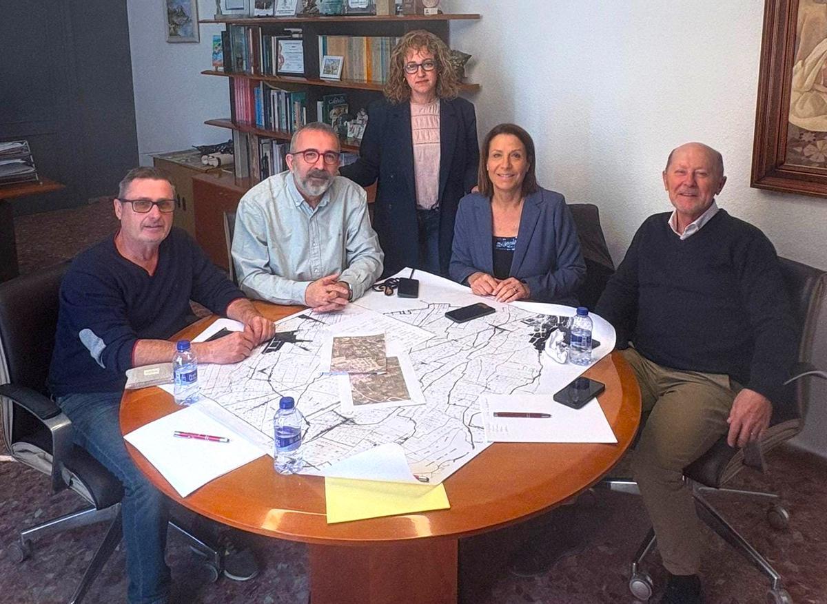 Reunión de alcaldes y ediles.