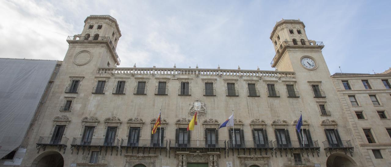 El Ayuntamiento de Alicante en una imagen de archivo