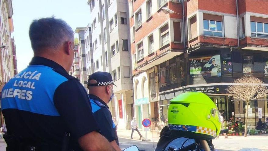 Mieres lanza una oferta pública de empleo con 21 plazas, entre ellas 9 de policía local