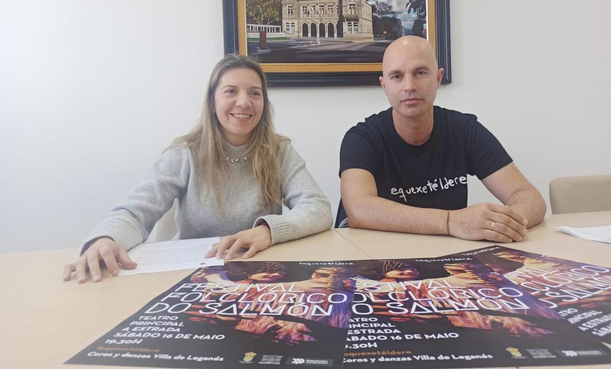 Lucía Seoane e José Garrido onte durante a presentación do evento.  |