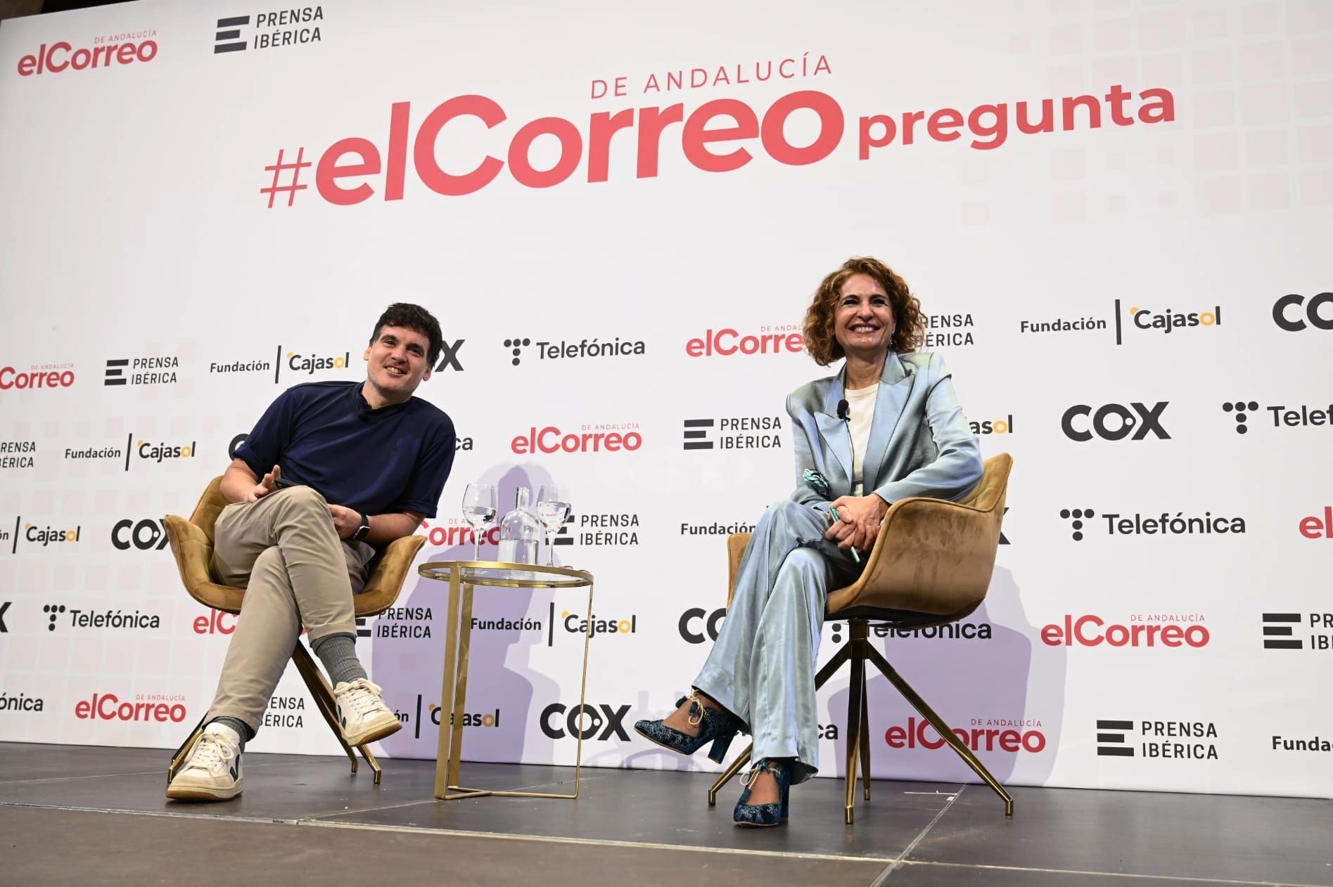 FOTOGALERÍA | #ElCorreopregunta, con María Jesús Montero