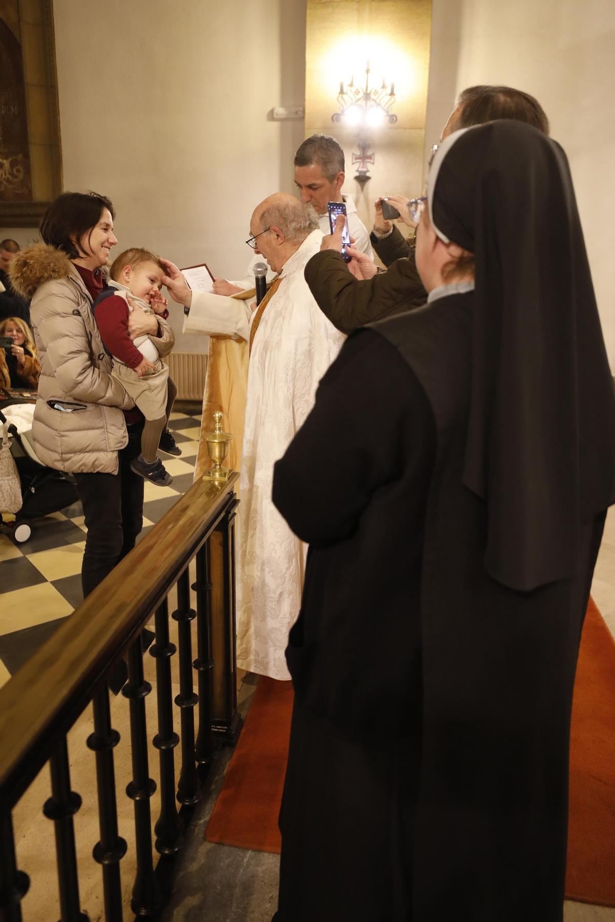 Las Pelayas celebran la Candelaria con la presentación de 16 niños