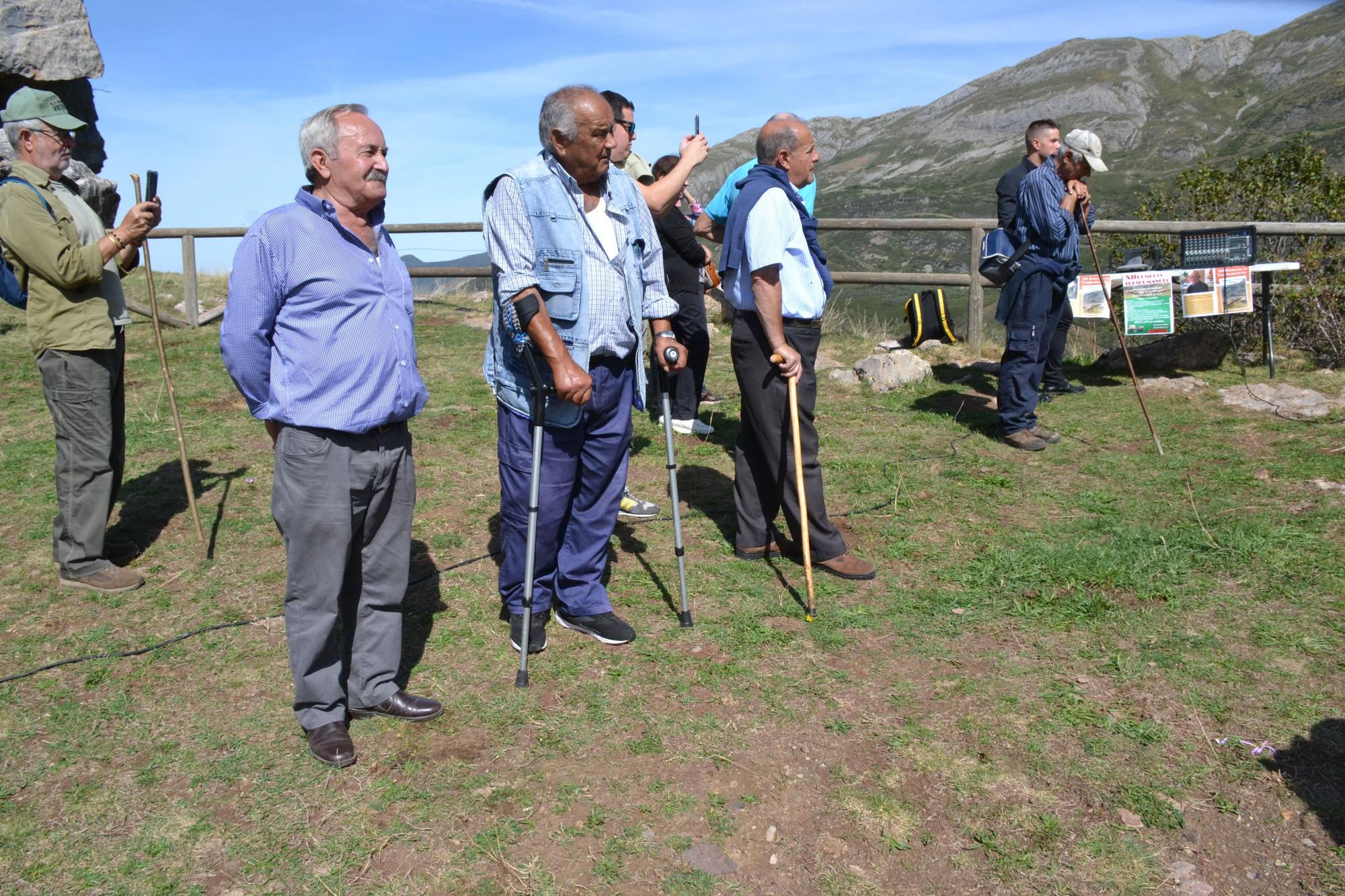 Romería de la trashumancia: así fue la XII edición del homenaje a los pastores en Saliencia (Somiedo)