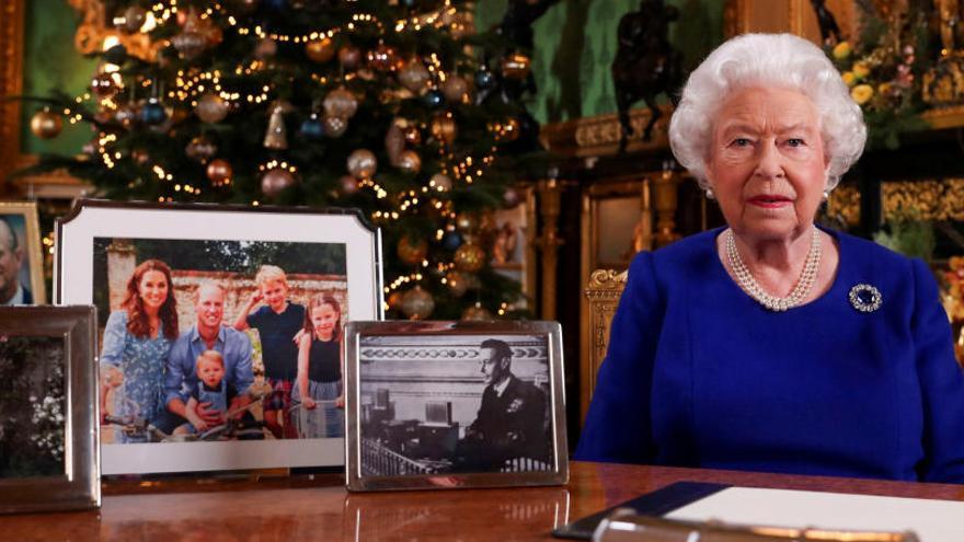 La Reina Isabel II de Inglaterra.