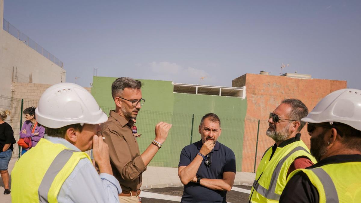 Visita de las autoridades municipales a La Monja.
