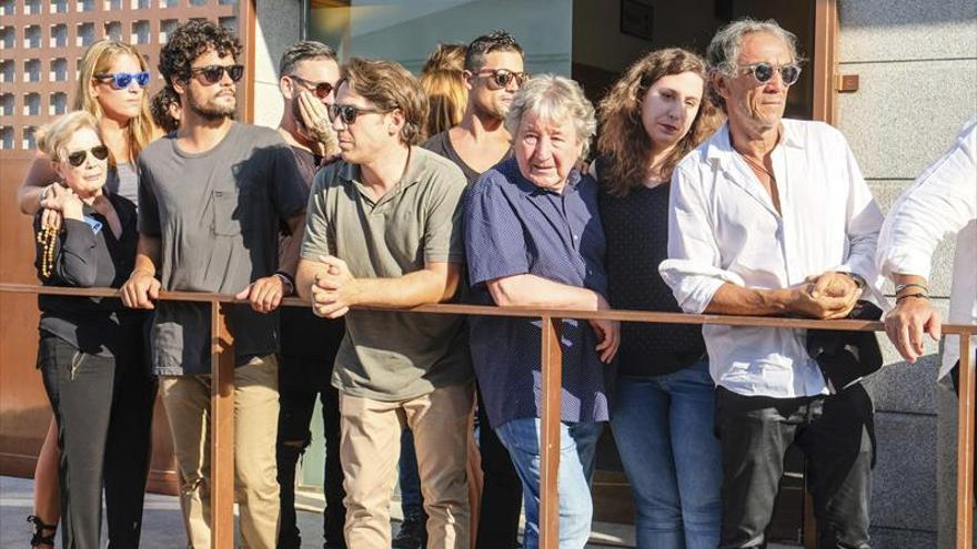 Familiares y amigos de Nieto despiden al campeón en Ibiza