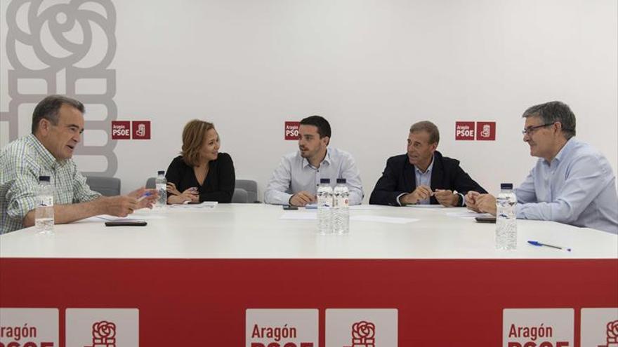 El PSOE cierra la puerta a Cs y se centra en pactar con la izquierda