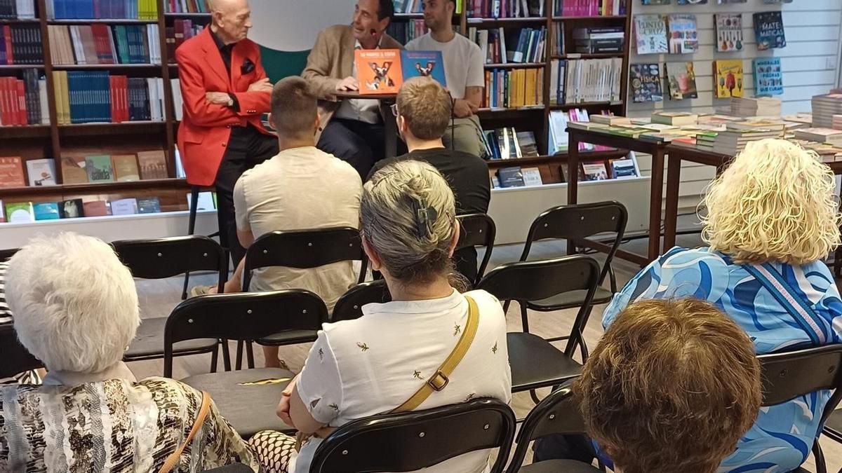 L'il·lusionista Xevi, Jordi Finazzi i Màgic Pol enraonen davant el públic