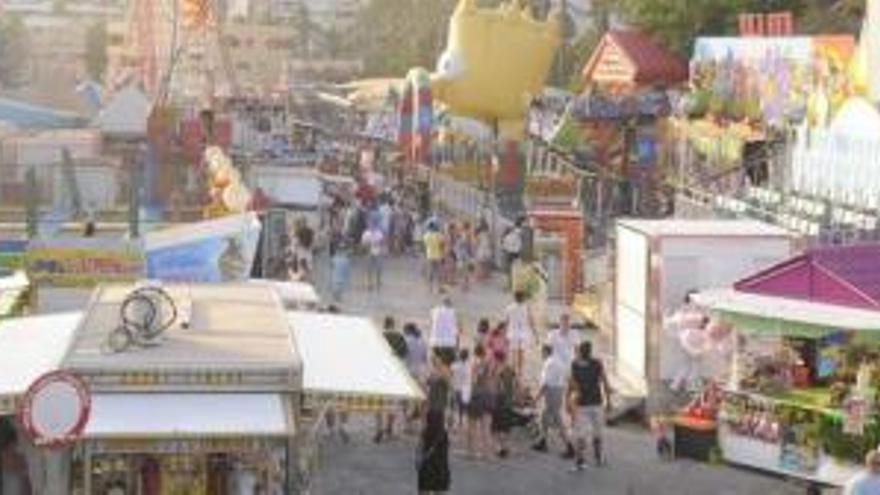 Imagen de la feria de atracciones de Torrevieja el pasado miércoles.