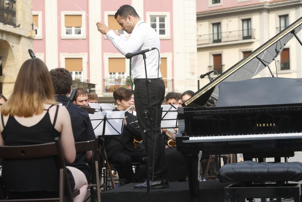 Avilés celebra la Fiesta de la Música.