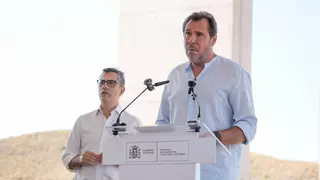 El Gobierno se divide en la respuesta política a los incendios: Puente y Bolaños azotan al PP mientras Aagesen y Saiz piden "unidad"