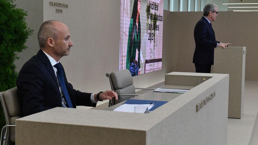 Oscar García Maceiras y Pablo Isla, en la presentación de resultados del año pasado. |   // VÍCTOR ECHAVE