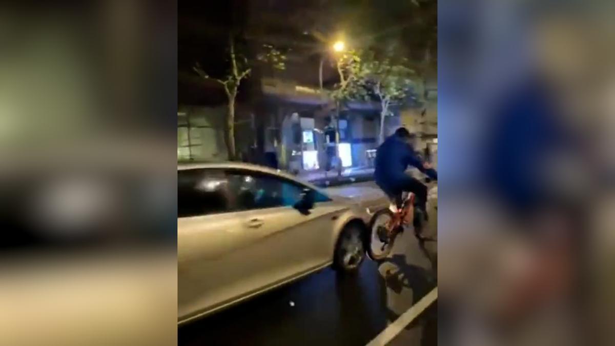 Un coche atropella a varios ciclistas en Madrid y se da a la fuga