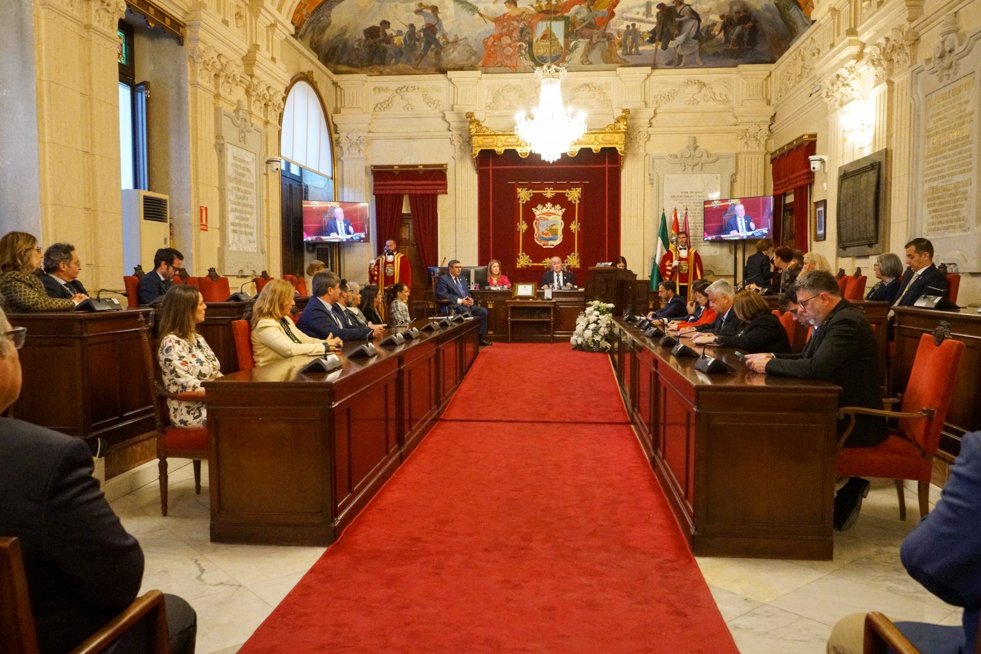 Acto de entrega de la medalla de la ciudad y del título de Hija Adoptiva de Málaga a título póstumo a María Zambrano