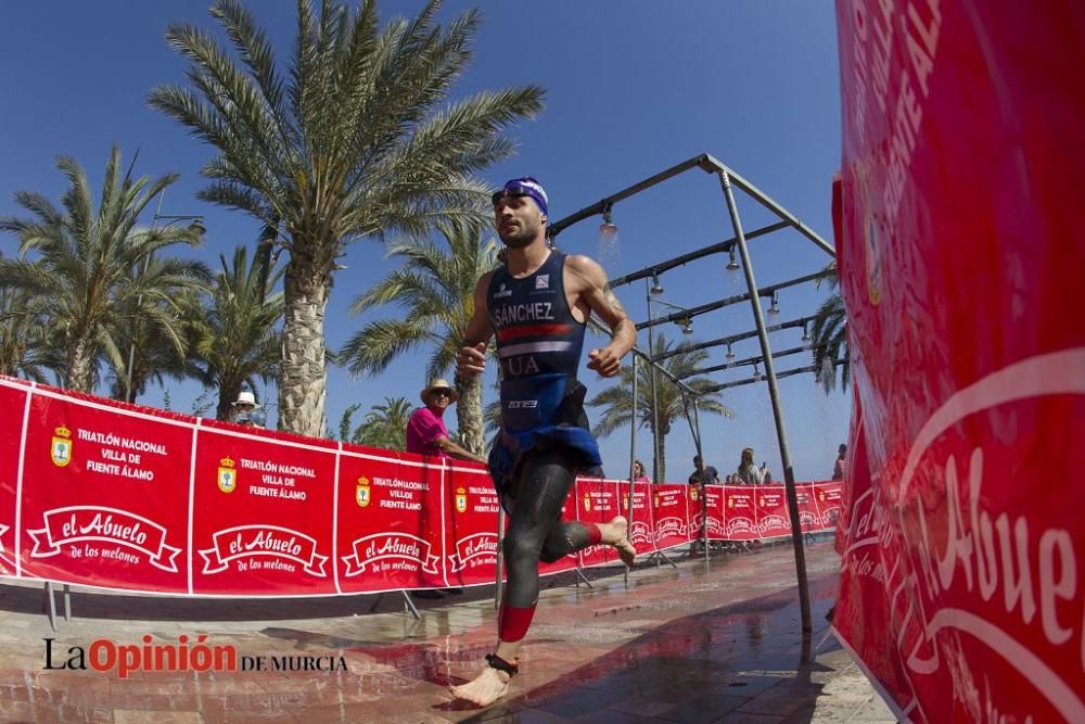 Salida del Triatlón Villa de Fuente Álamo