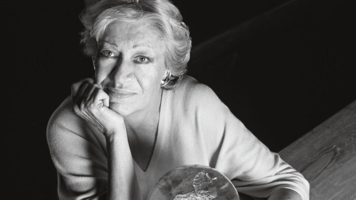 La modelo y diseñadora de joyas Elsa Peretti.