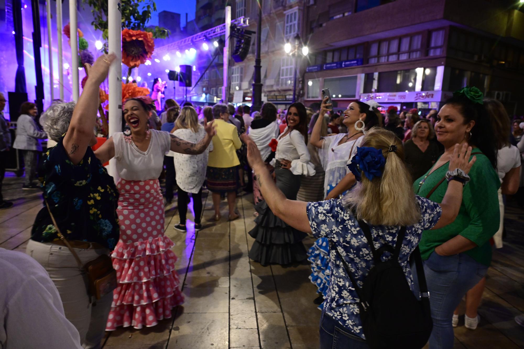 Cruces de mayo en Cartagena viernes 5 de mayo
