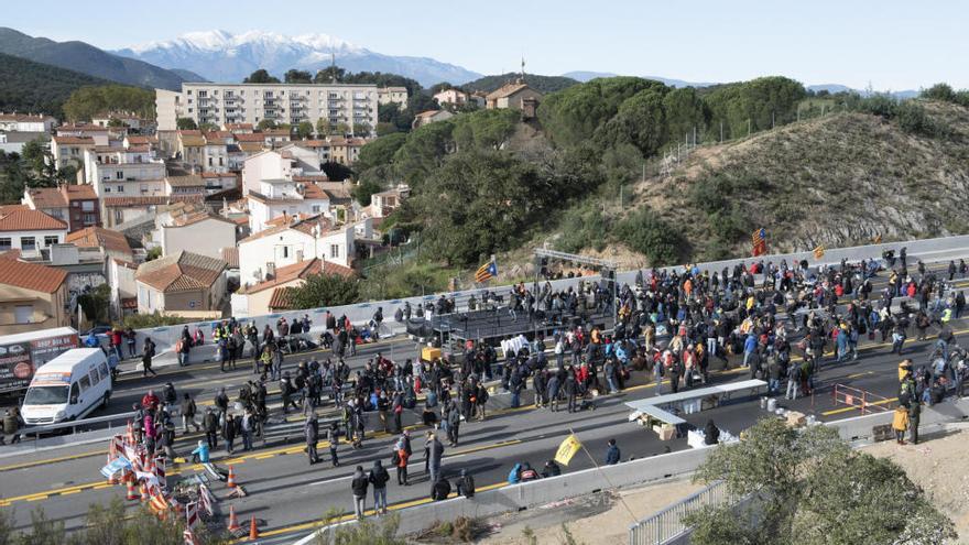 La regidoria és investigada per tallar l&#039;AP-7 a la Jonquera