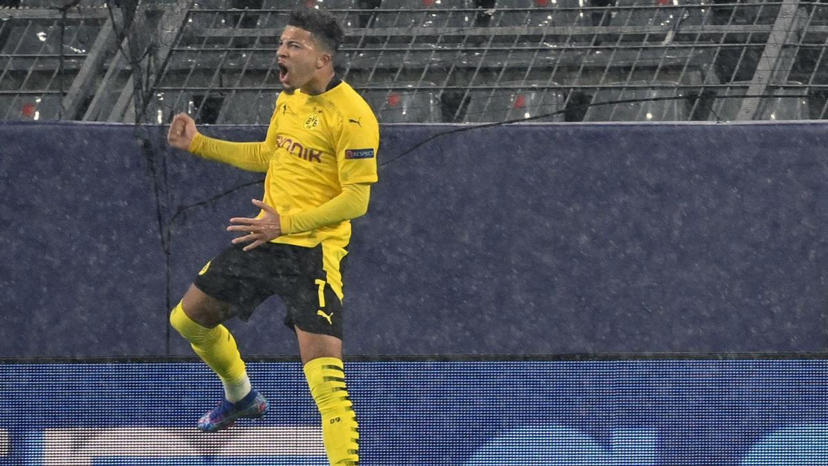 Sancho adelantó al Borussia desde el punto de penalti