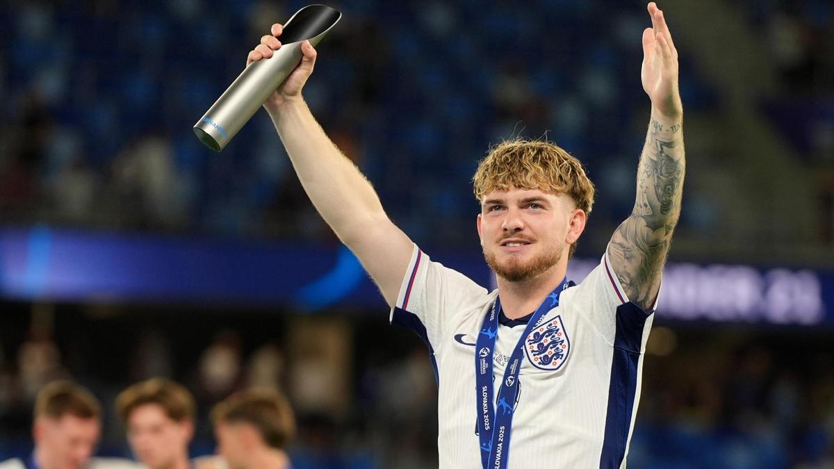 Harvey Elliot con la Sub-21 inglesa en la Eurocopa