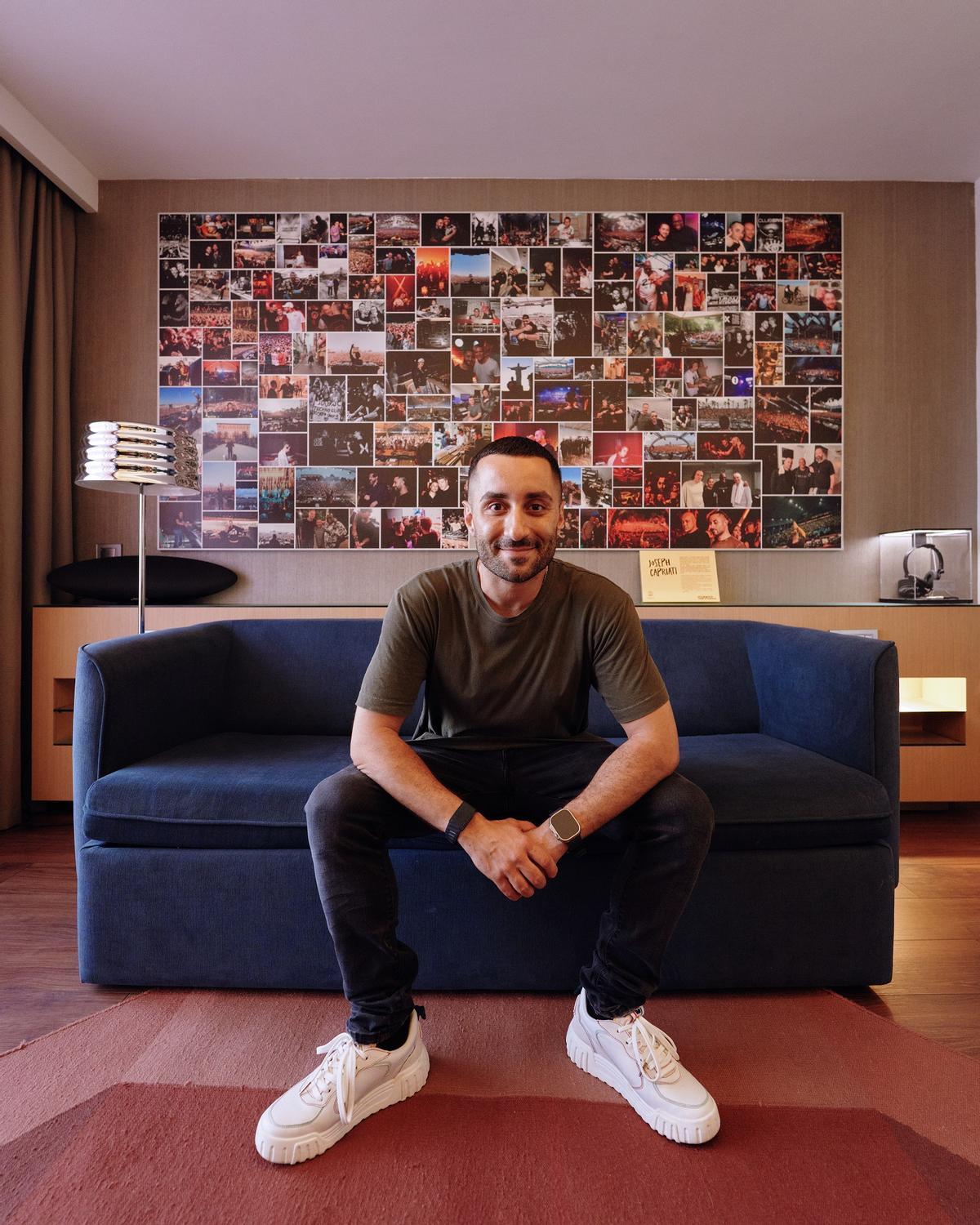Joseph Capriati en su suite en el Ocean Drive Ibiza.