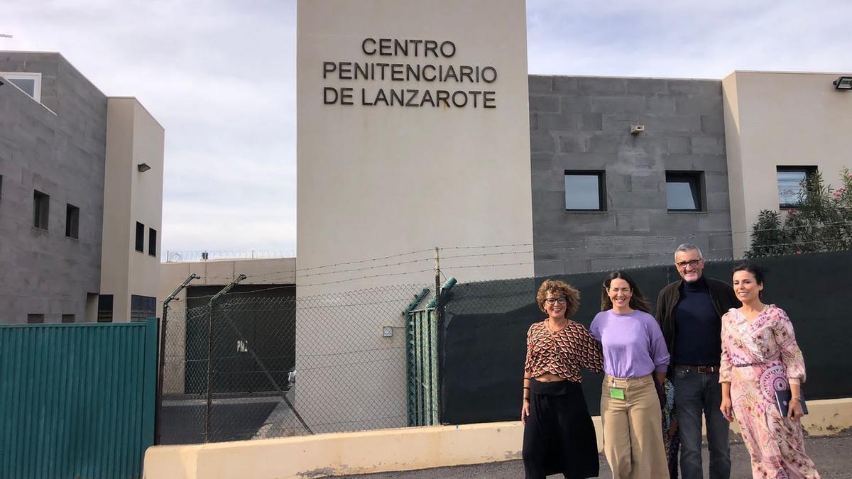 El Cabildo de Lanzarote financia un proyecto resiliente en el Centro Penitenciario de Tahíche basado en la risoterapia.