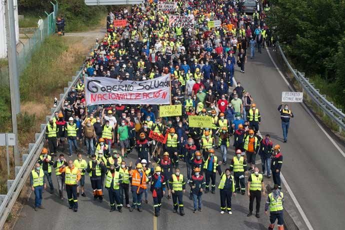 Protestas contra los despidos en Alcoa San Cibrao