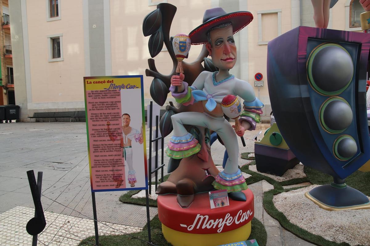 El convulso panorama del Ayuntamiento aparecerá reflejado en los textos satíricos. En la imagen, un 'ninot' de las Fallas del año pasado, que satiriza al alcalde, Jorge Monferrer.