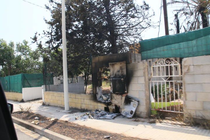 Incendio forestal entre Pinet, La drova y Marxuquera