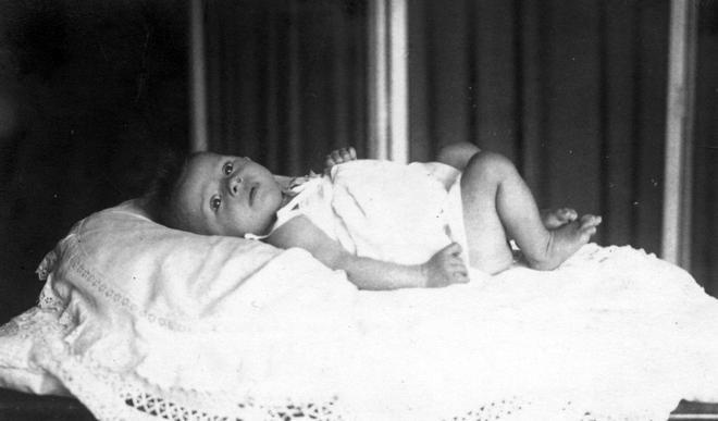 Audrey Hepburn: fotos íntimas de su biografía