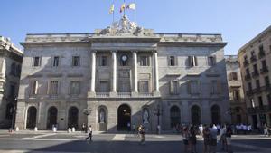 Fachada principal del Ayuntamiento de Barcelona.